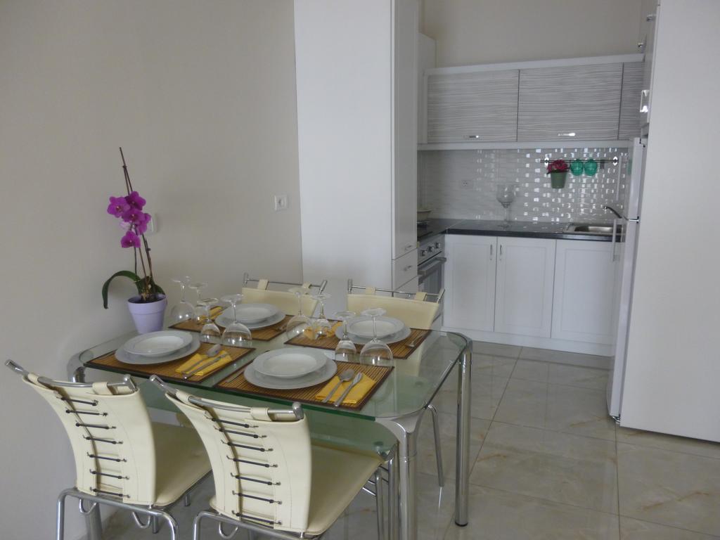 Amarilis Luxury Apartment Sarande Ruang foto