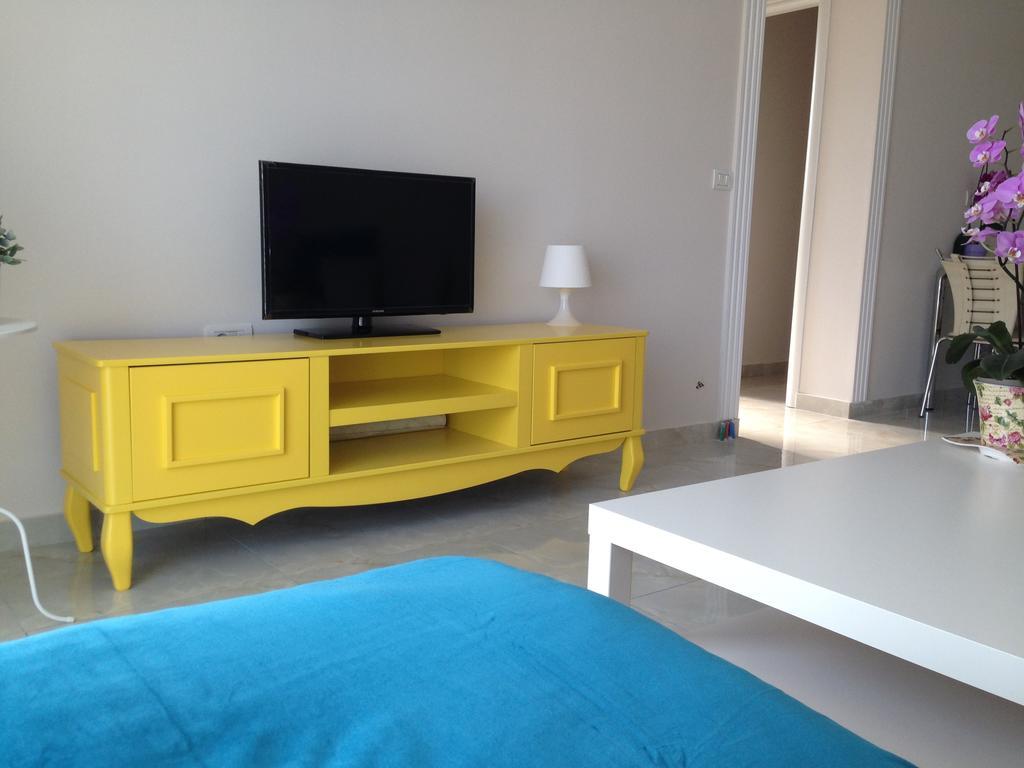 Amarilis Luxury Apartment Sarande Ruang foto
