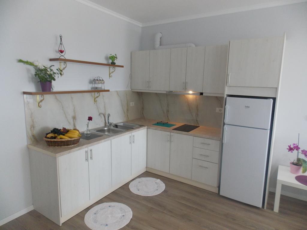 Amarilis Luxury Apartment Sarande Bagian luar foto
